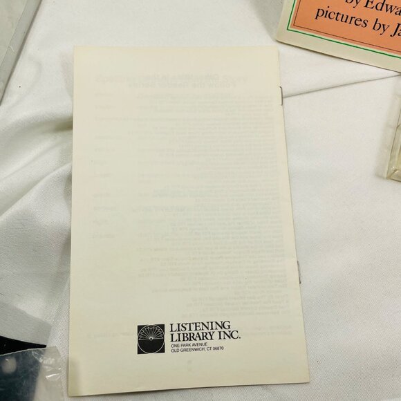 Fox On Wheels Book & Cassette Set By Edward Marshall & James Marshall - Picture 4 of 14